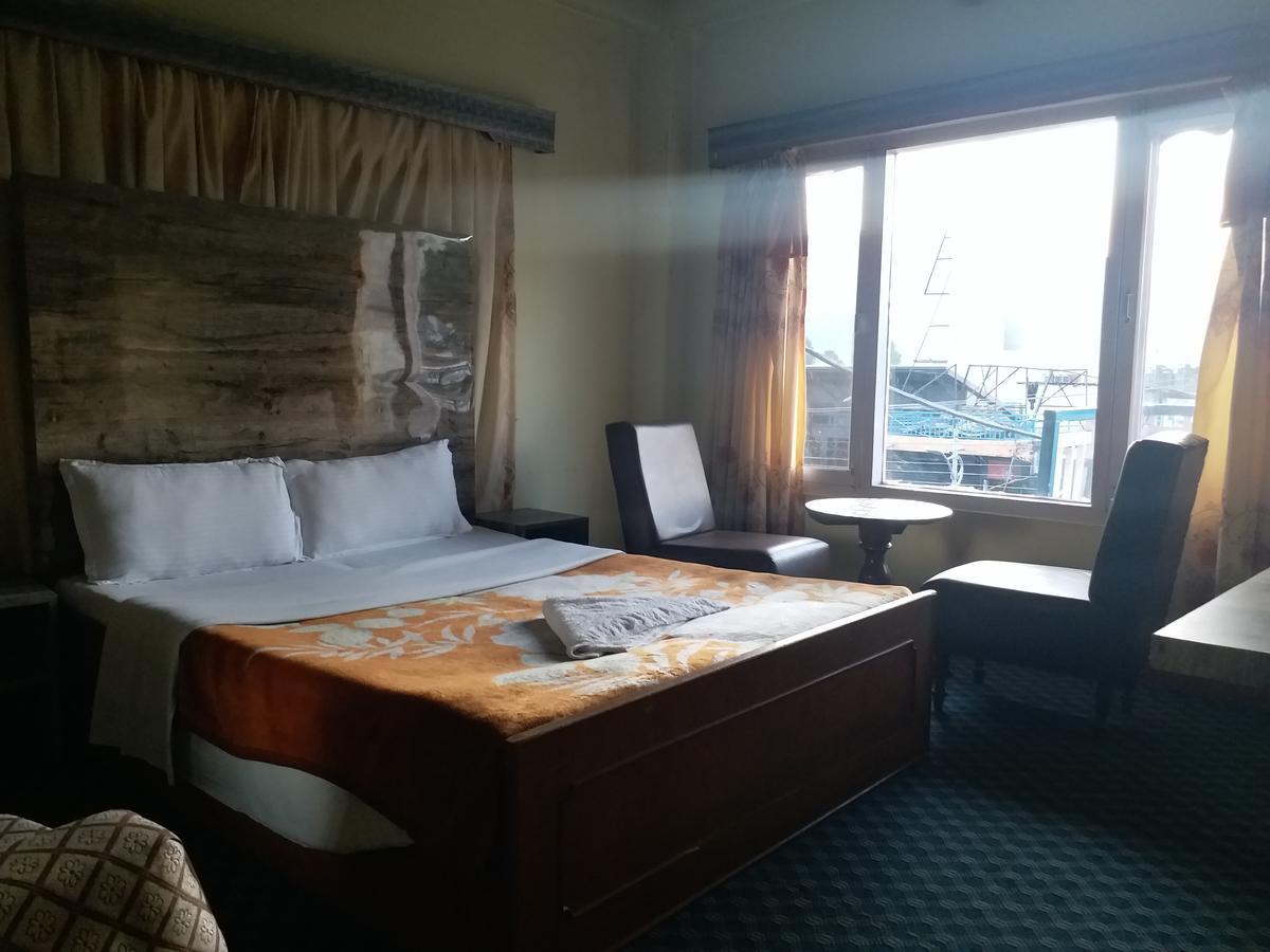 Hotel Marigold Покхара Экстерьер фото