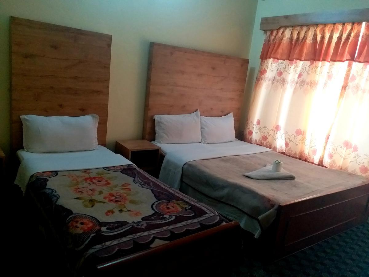 Hotel Marigold Покхара Экстерьер фото
