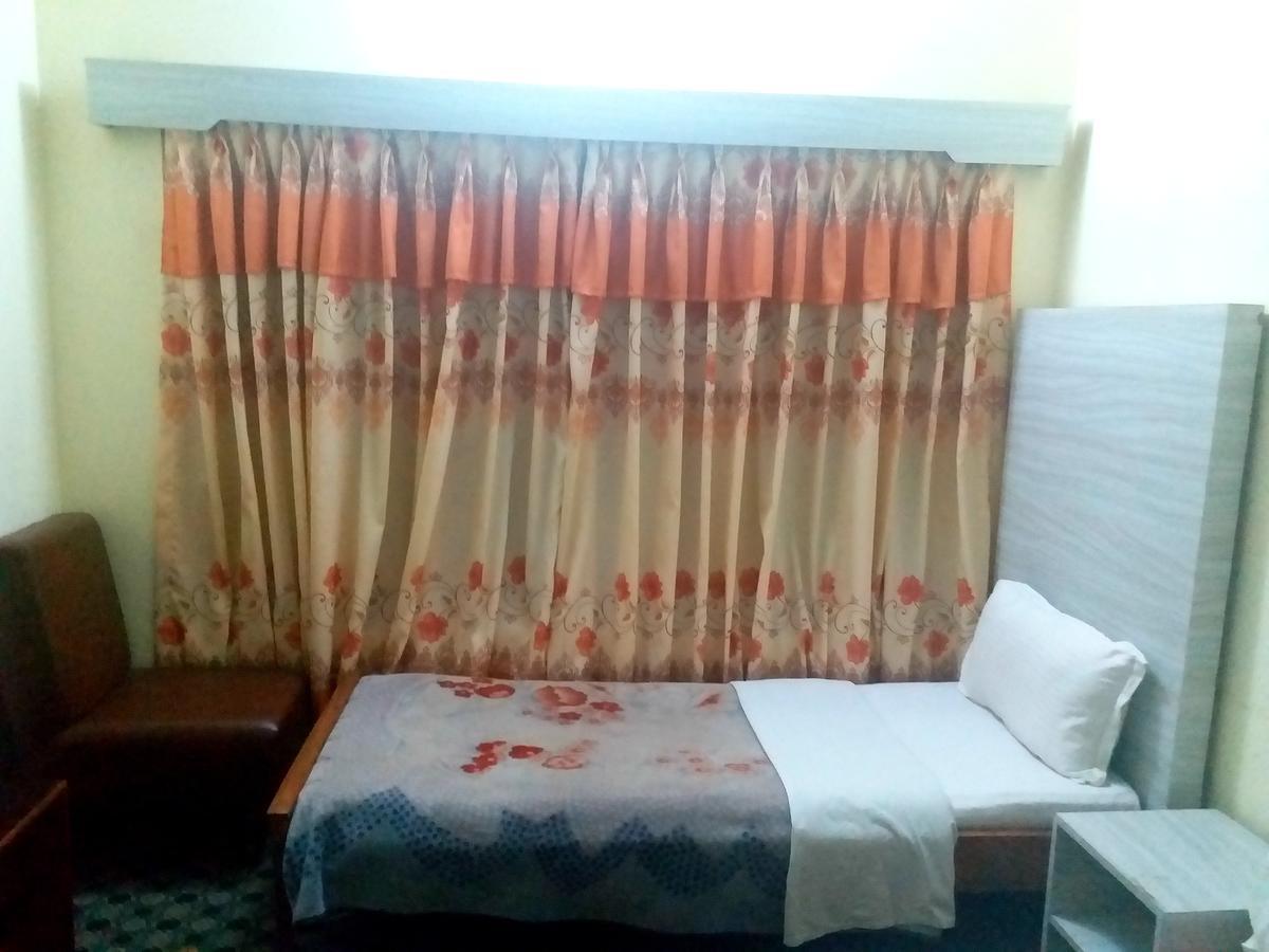 Hotel Marigold Покхара Экстерьер фото